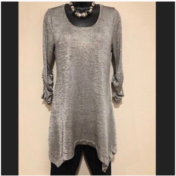 Grace Elements Dresses & Skirts - Grace Elements Metallic Hankerchief Hem Dress/Top